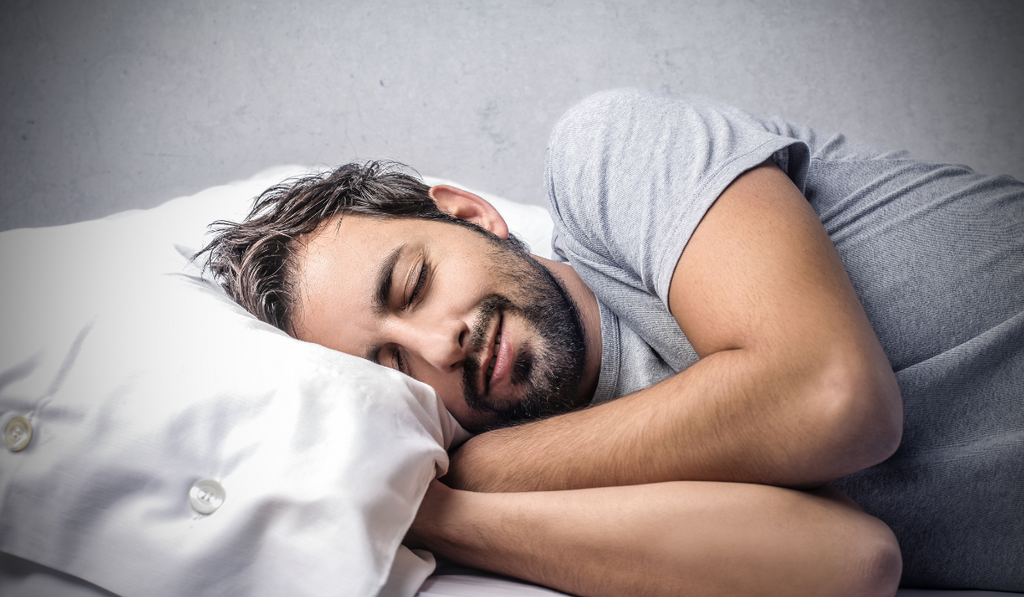 CBN vs Melatonin: Which Is Better for Natural Sleep Support?