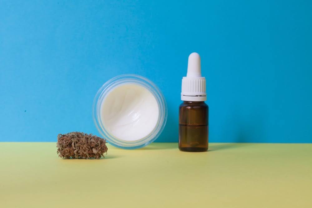 Full Spectrum, Broad Spectrum, and Isolate - Product Comparison and Buying Guide